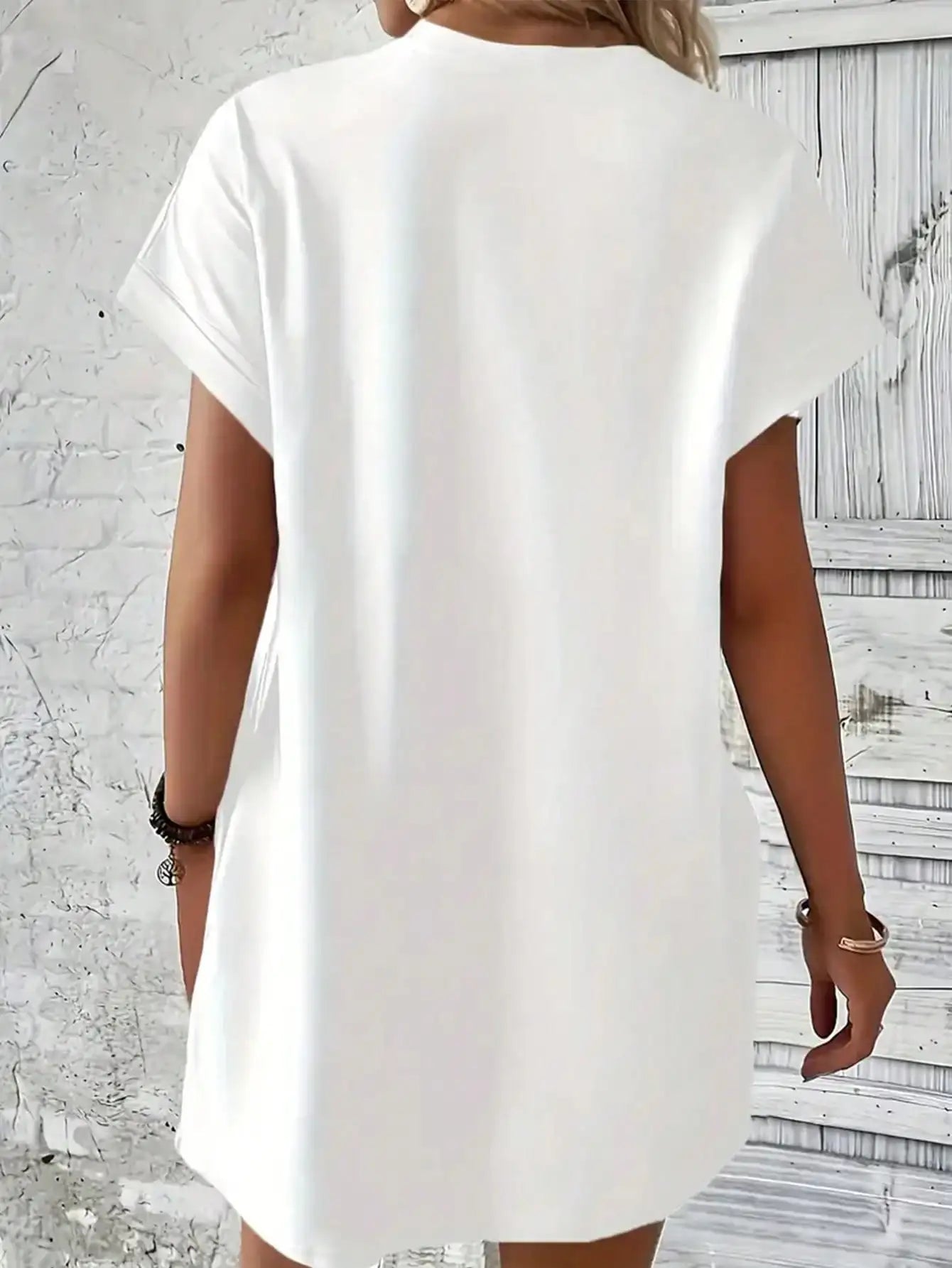 2026 Women's Casual and Elegant Green Turtle Print White Solid Color Short Sleeved Dress Short Skirt