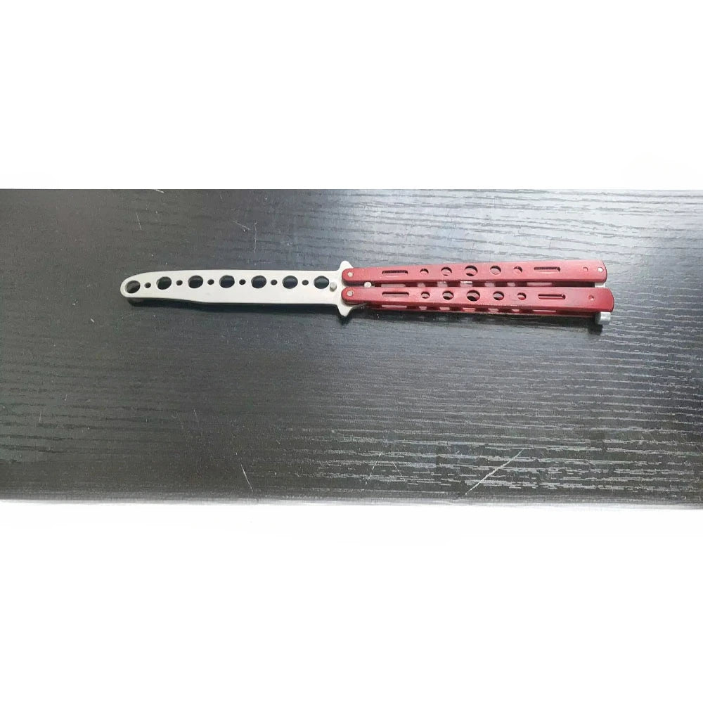 Game props butterfly knife CSGO practice swing knife butterfly comb folding knife stainless steel practice end edge