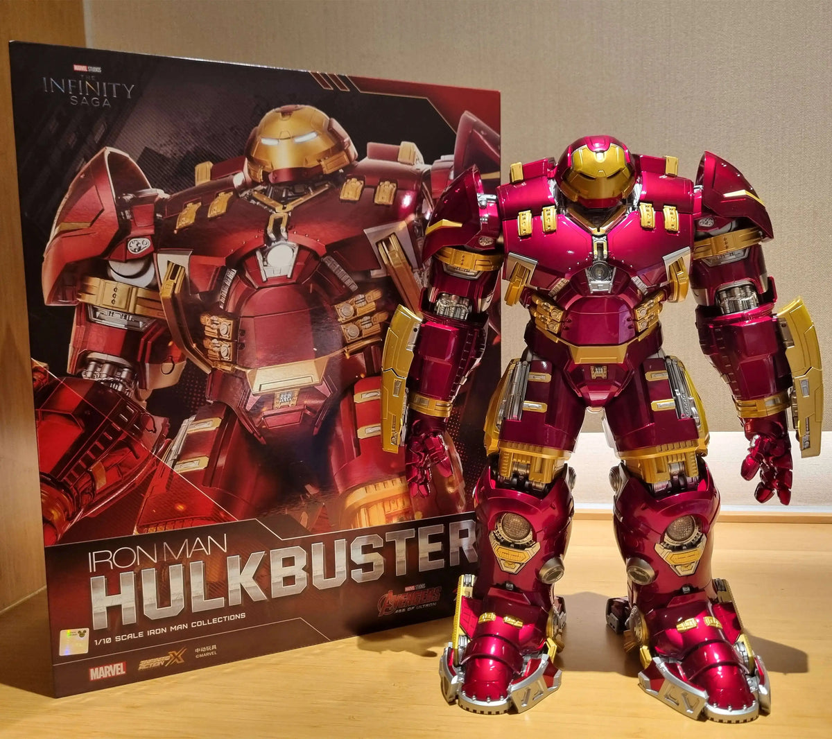 ZD Toys Avengers Iron Man MK44 Hulkbuster Action Figure LED 1/10 36cm Tony Stark Anniversary Memorial Model Collections Gift