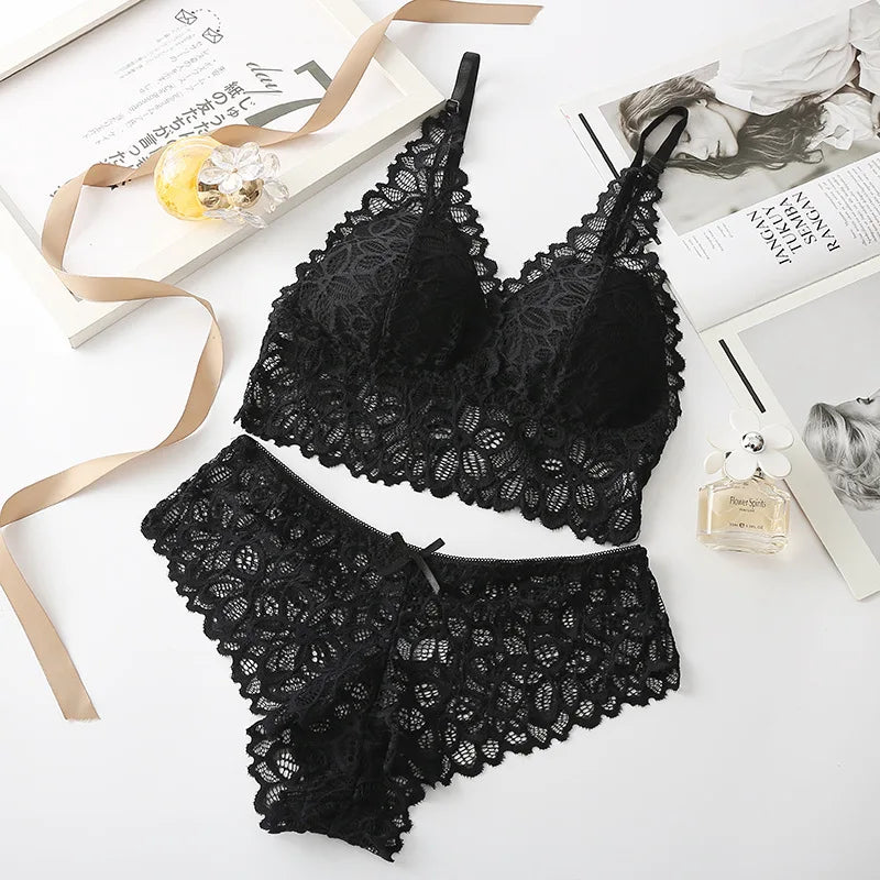 Women Lace Bra And Briefs Set Backless Bralette Solid Color Underwear Wireless Lace Bra Top Sexy Lingerie Set Female Intimates