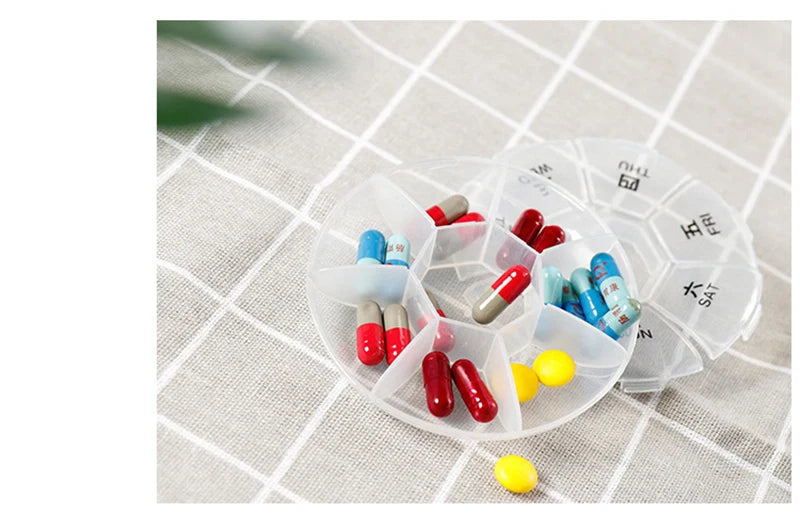 Medicine Box Pill Cutter Portable Drug Box Useful Grinder Splitter Medicine Pill Holder Tablet Cutter Splitter Divider Pill Box