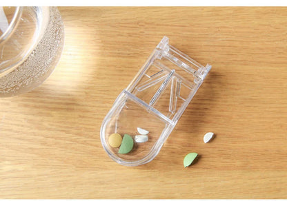 Medicine Box Pill Cutter Portable Drug Box Useful Grinder Splitter Medicine Pill Holder Tablet Cutter Splitter Divider Pill Box