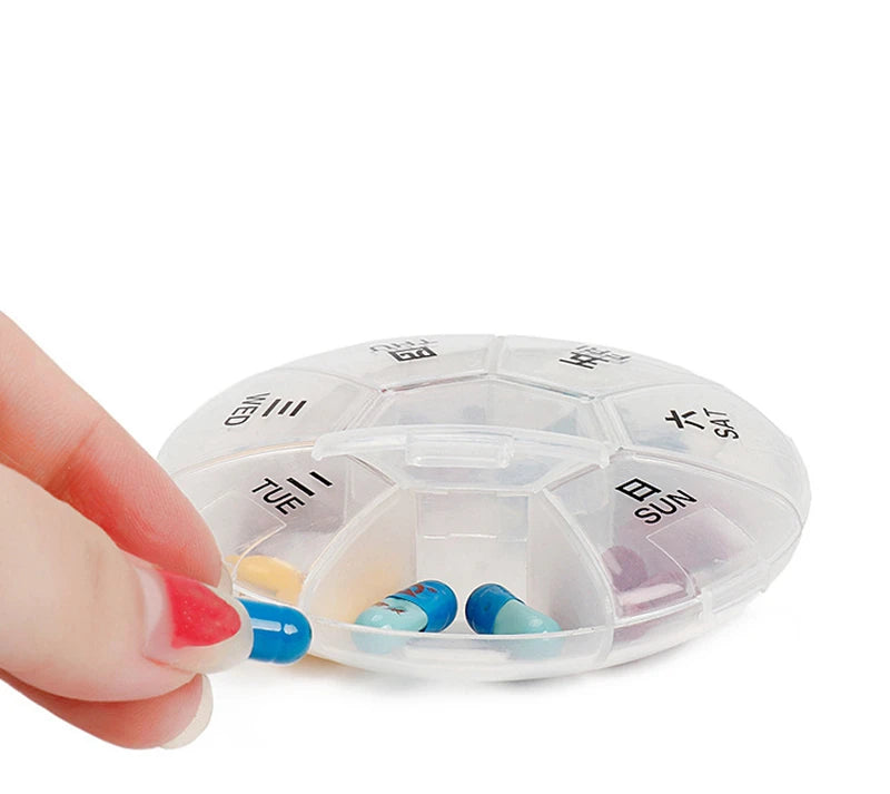 Medicine Box Pill Cutter Portable Drug Box Useful Grinder Splitter Medicine Pill Holder Tablet Cutter Splitter Divider Pill Box