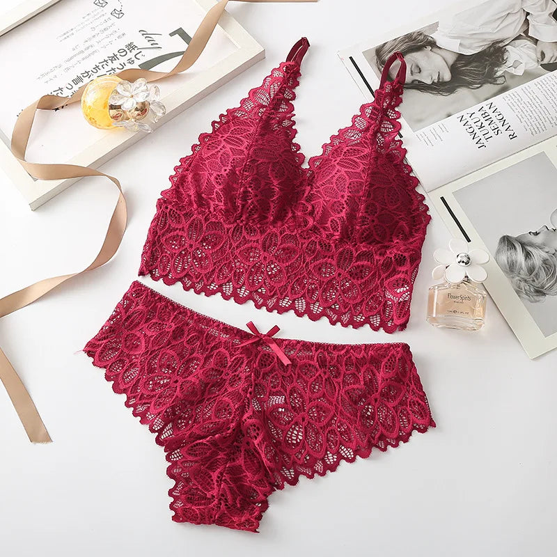 Women Lace Bra And Briefs Set Backless Bralette Solid Color Underwear Wireless Lace Bra Top Sexy Lingerie Set Female Intimates