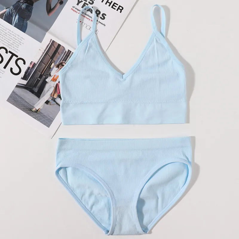 Women Seamless Bra Panties Set U Back Bra Fitness Crop Top Sexy Lingerie Set No Pads Brassiere Low Rise Briefs Underwear Set