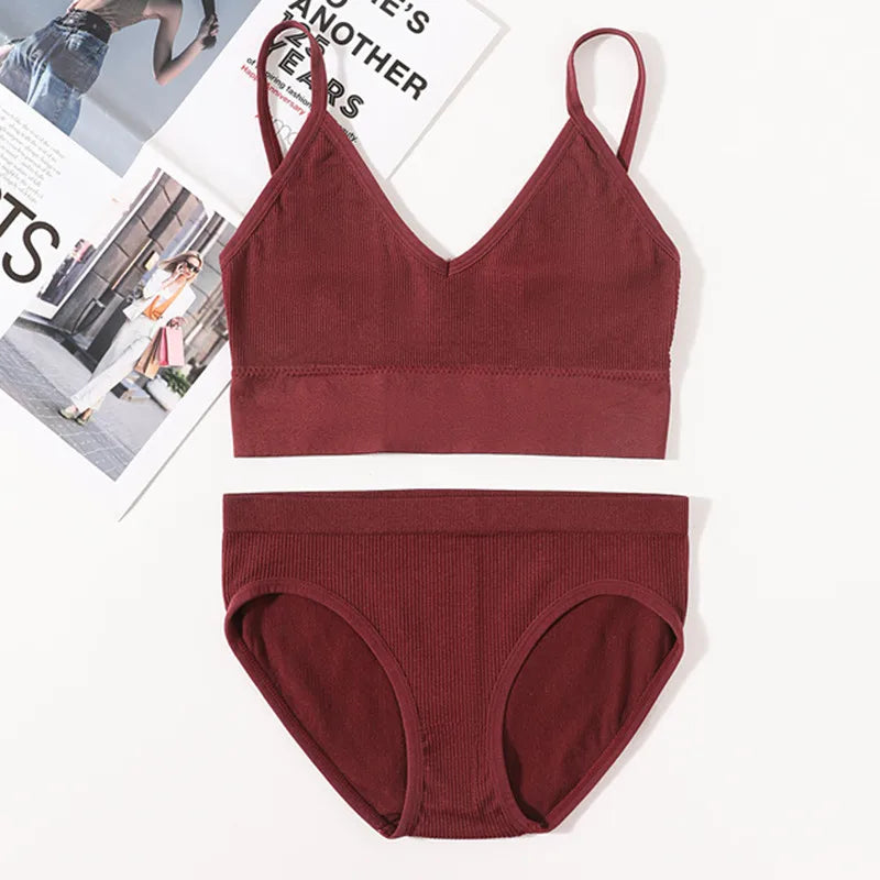 Women Seamless Bra Panties Set U Back Bra Fitness Crop Top Sexy Lingerie Set No Pads Brassiere Low Rise Briefs Underwear Set