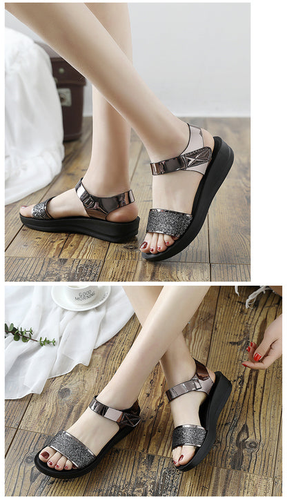 New Summer Flat Women's Shoes for Middle-Aged Women, Mid-Heel 2026 Women's Wedge Sandals for Summer, Mom Sandals with Soft and Thick Soles, Comfortable