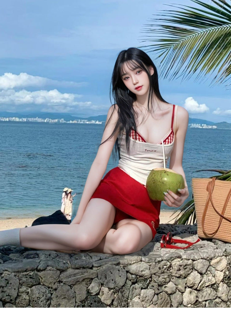 Women's Swimsuit 2025 Popular High-End One-Piece Bikini, Beautiful Little Person's Atmosphere, Pure Desire Split Conservative