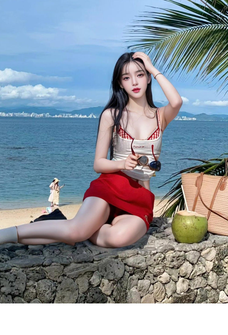 Women's Swimsuit 2025 Popular High-End One-Piece Bikini, Beautiful Little Person's Atmosphere, Pure Desire Split Conservative
