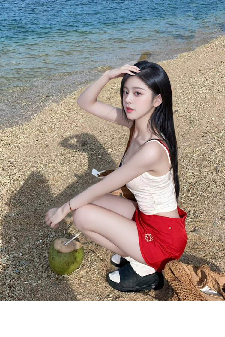 Women's Swimsuit 2025 Popular High-End One-Piece Bikini, Beautiful Little Person's Atmosphere, Pure Desire Split Conservative