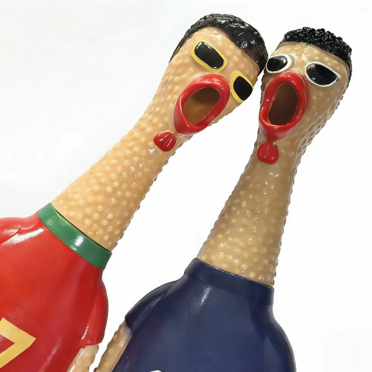 Football star jerseys screaming chicken toys, funny squeezers, decompression toys for World Cup parties.