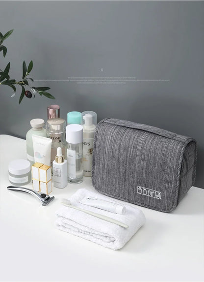 Hanging Toiletry Bag for Travel – Water-Resistant Oxford Wash Pouch, Folds Flat, Unisex Cosmetic Organizer