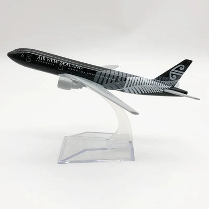 16cm B777 Kids Airplane Air New Zealand 1:400 Scale 777 Aircraft Model with Base Alloy Plane Toy For Collectible Airplane
