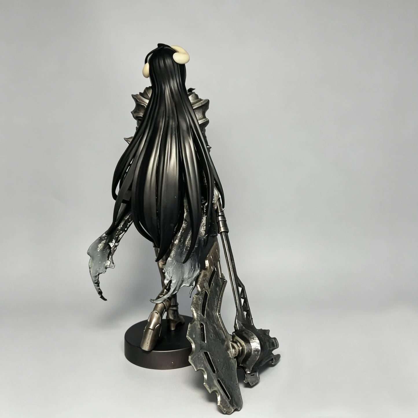Overlord Armor Ver Figure 24cm Long Hair Demon Horns Battle Axe Statue Anime Model Heavy Metal Texture Armor Knight Figure