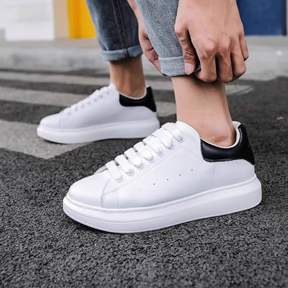 Unisex platform women sneakers for men spring and autumn—versatile fashion, casual white shoes designer a hidden wedge heel.