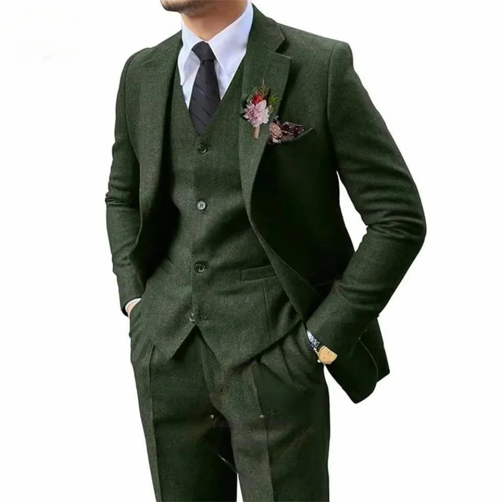 Men's Wedding Tuxedo in Brown Tweed 3-Piece Fishbone Smoking Suit with Notched Lapel Business Tweed Aesthetic Tailored Fit