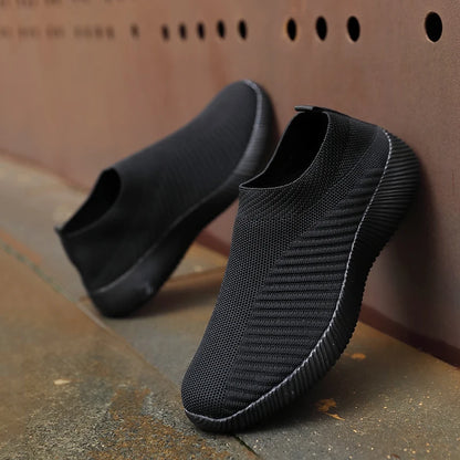 Women's Shoes Lightweight Breathable Mesh Slip-On Sneakers Black White Sport Running for Casual Party Fashion Ladies Shoes