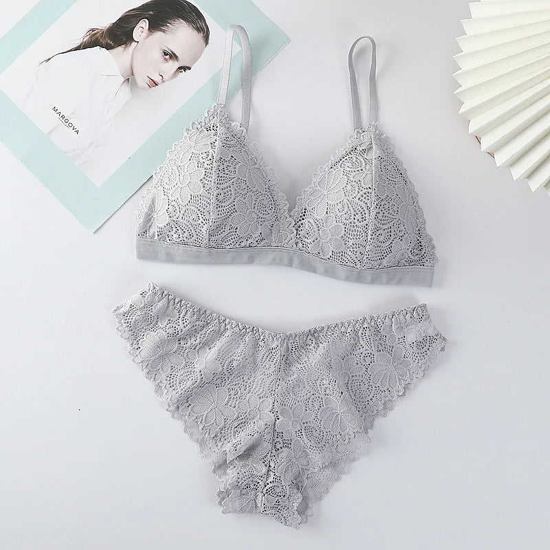 Women Lace Bra And Panties Set V-neck Push Up Bralette Sexy Lingerie Low Waist Briefs Female Non-wire Brassiere Underwear Set