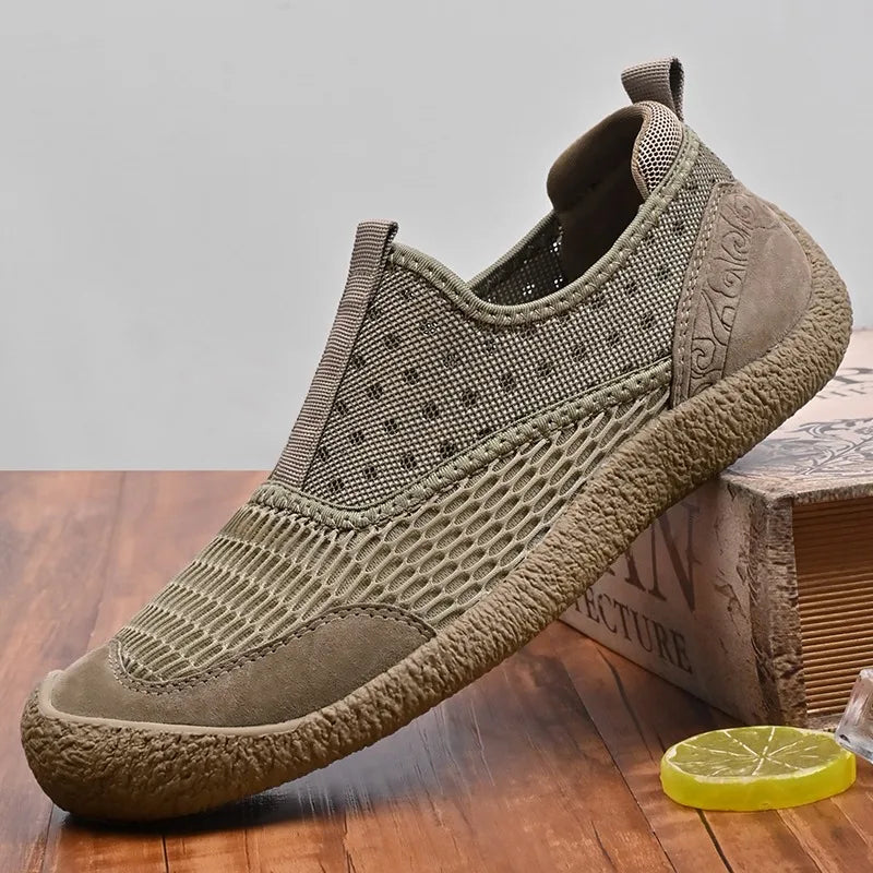 Summer Mesh Shoes Men Sneakers Plus Size Lightweight Breathable Walking Footwear New Slip-On Comfortable Casual Men's Shoes