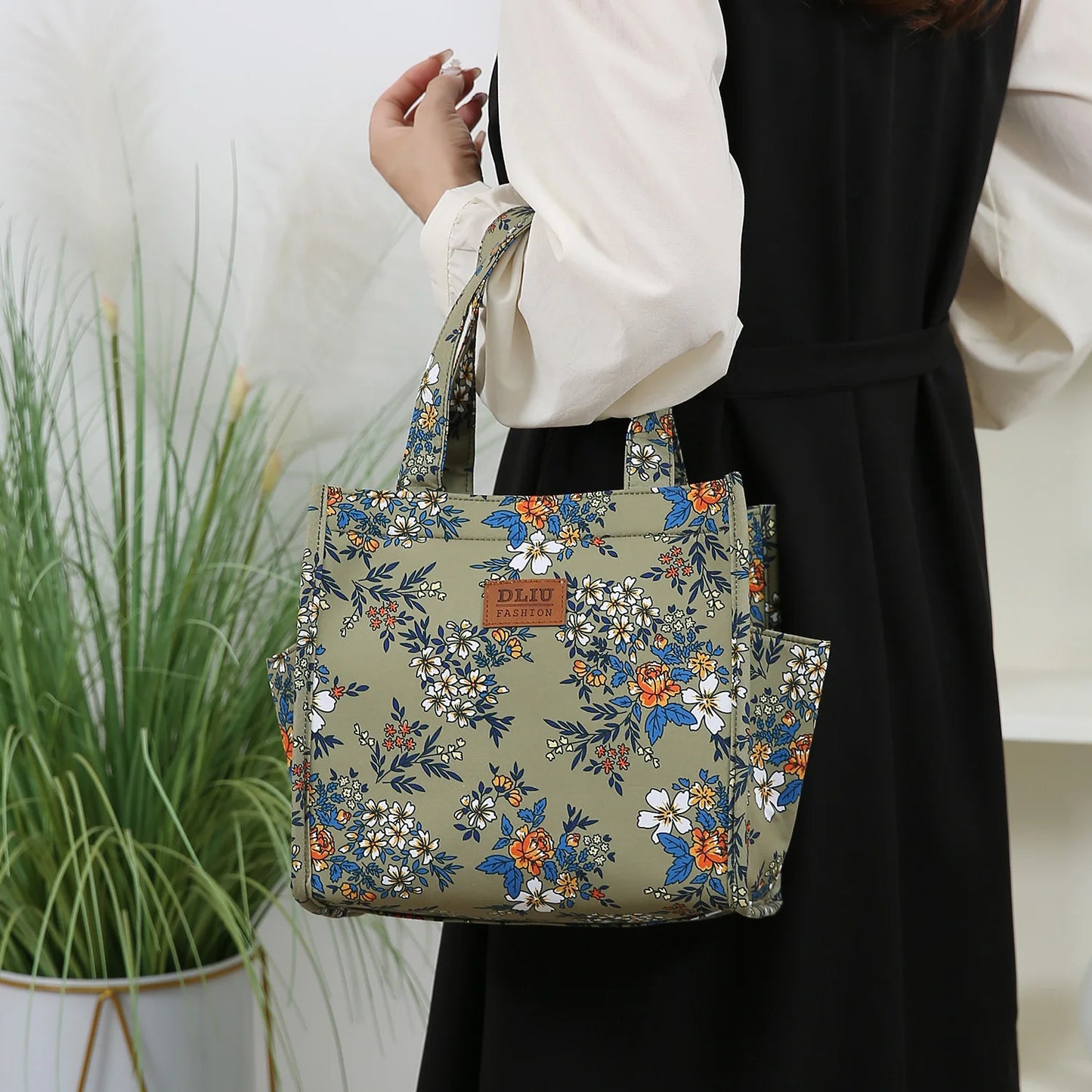 New floral print thickened fabric handbag, lunch bag, portable lunch box storage bag, zipper design, multifunctional tote