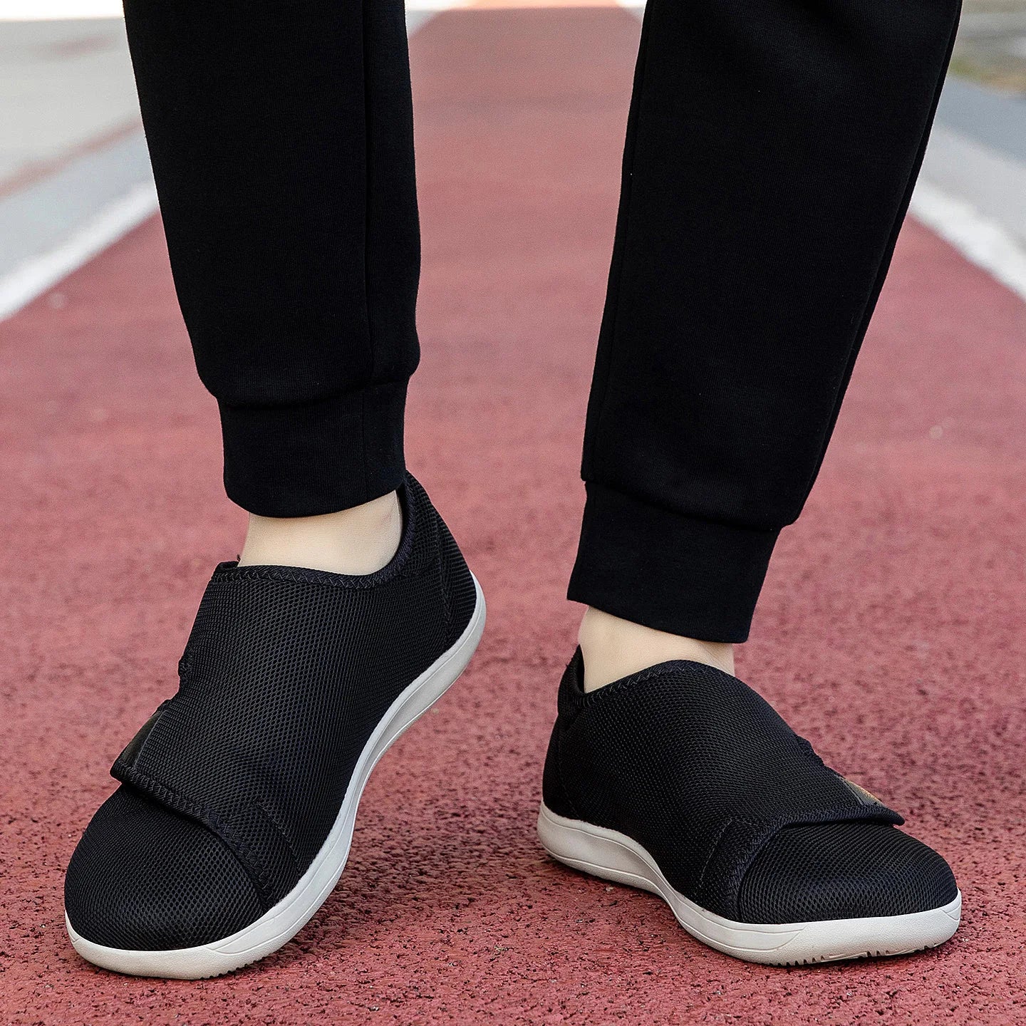 Men Shoes Casual Orthopedics Wide Feet Swollen Shoes Thumb Eversion Adjusting Soft Diabetic Shoe Walking Shoes For Women Unisex