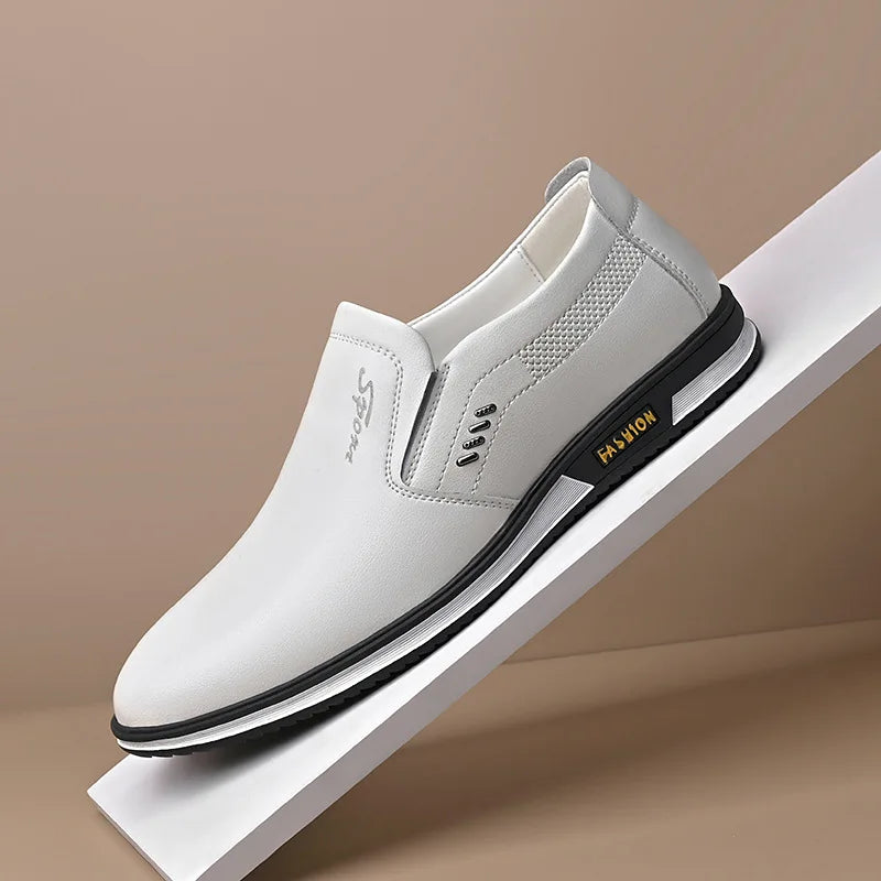 2026 Men Leather Casual Shoes Brand New Fashion Men Loafers High Quality Adult Moccasins Men Driving Shoes Male Footwear