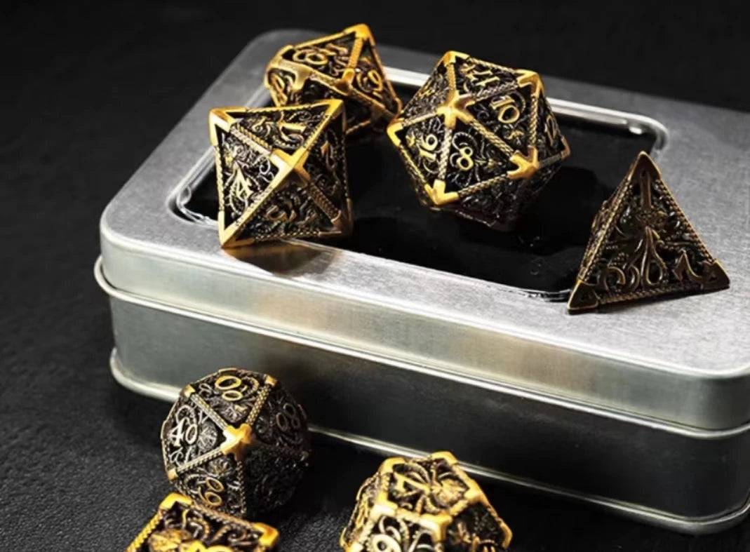 7 Pcs Cosplay D4-D20 DND Brass Gold Polyhedral Sharp Edge Casino Dice Rpg Table Board Game Tray Gem Stone Dragon Metal Steel Set