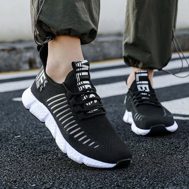 Summer Men Sneakers Lightweight Breathable Mesh Outdoor Casual Shoes Fashionable Tennis Training Shoes Men's Free Shipping