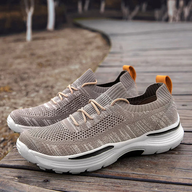 Men Shoes Summer Canvas Shoes Breathable Comfortable Outdoor Slip on Walking Sneakers Classic Loafers for Men