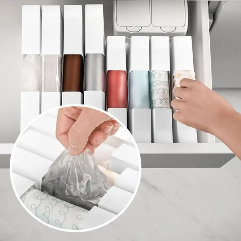 Kitchen Trash Bag Holder Large Capacity Plastic Bag Dispenser for Gloves and Garbage Bags Home Storage Container