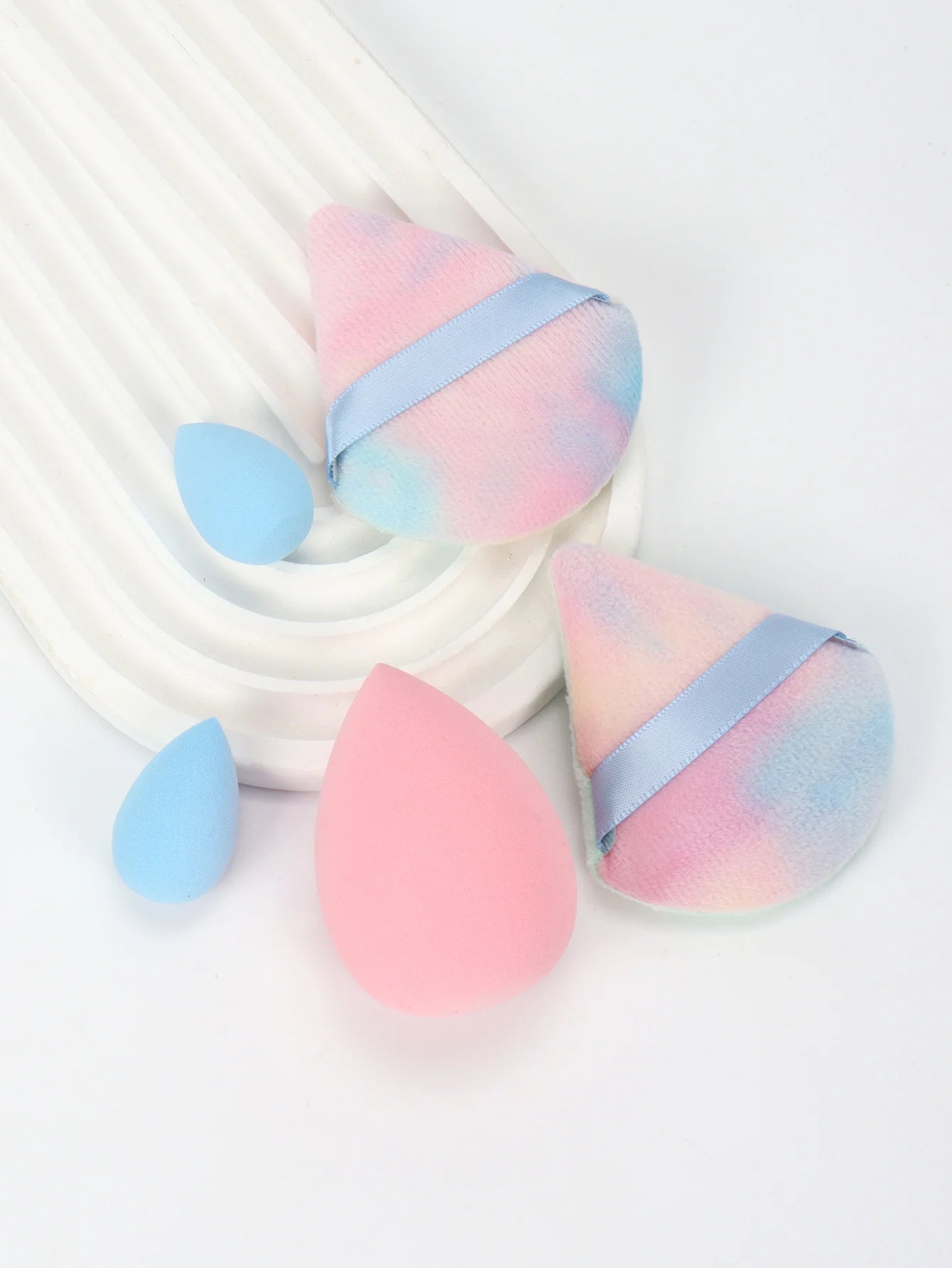 5Pcs Professional Makeup Sponge Set - Soft, Gentle, Multi-Purpose Tools for Perfect Foundation, Powder, and Blush Application