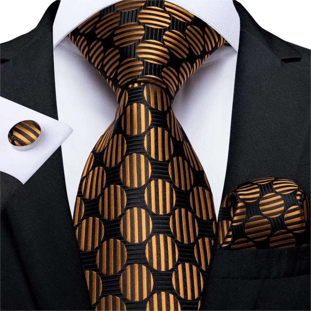 Fashion Men Tie Luxury Gold Black Dot Striped Paisley Silk Wedding Tie For Men DiBanGu Designer Hanky Cufflinks Gift Tie Set
