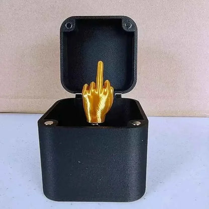 Out of the box pop-up Middle Finger Gift Box Creative Desk Home Decor Gifts Middle Finger Novelty Christmas Funny Prank Gift2025