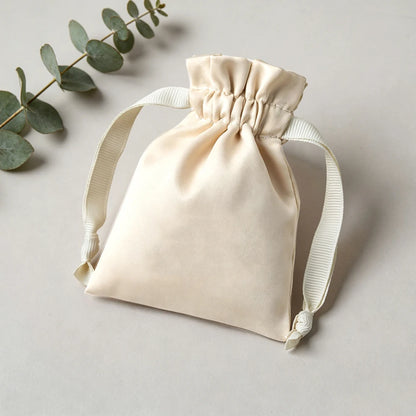 100Pcs Personalized Logo Jewelry Packaging Silk Satin Drawstring Bag Wedding Favors Candy Gift Pouch Ring Bracelet Cosmetic Sack