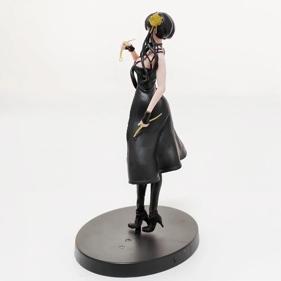 SPY×FAMILY 16CM Anime Figure Kawai Anya Forger Yor Forger Action Figures Standing Figurine Collectible Model Doll Toys