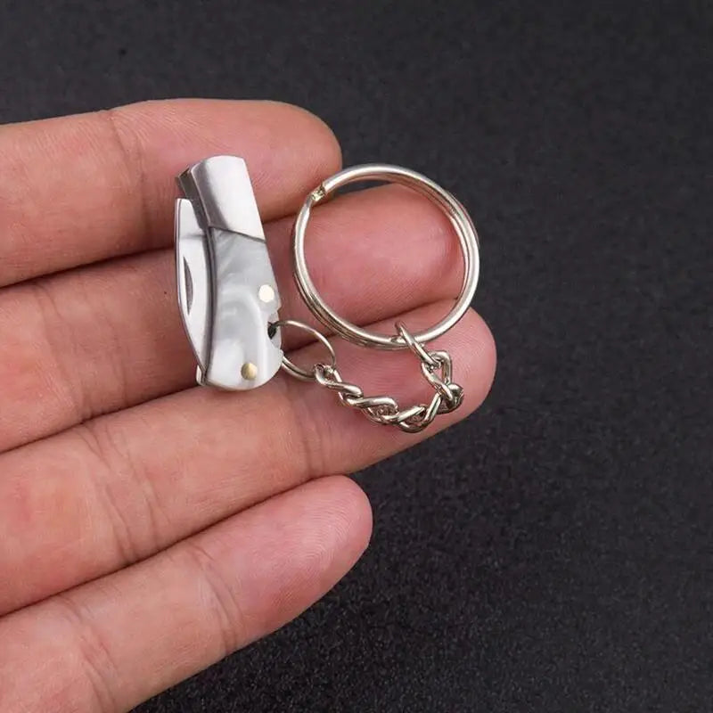 Mini Folding Knife Pendant Keychains Outdoor Hiking Camping Portable Penknife Keyrings Peel Fruit Tools Small Gifts Souvenir