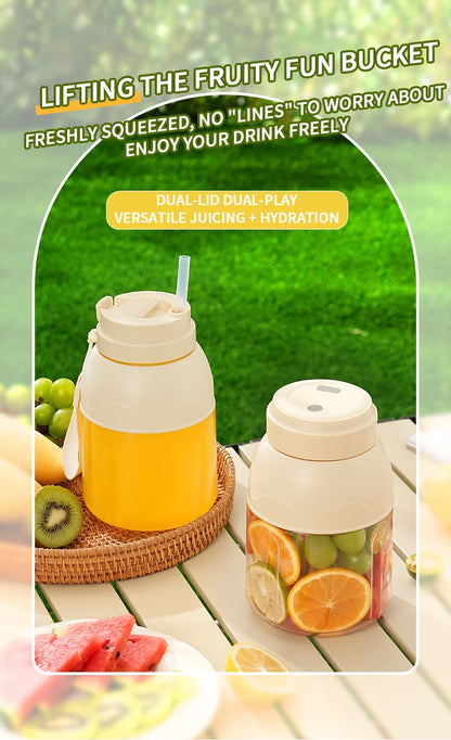 Portable Electric Citrus Juicer and Smoothie Blender, 28 Ounce Portable Fresh Juicer with Straw and 2 Lids, Mini Fruit Blender