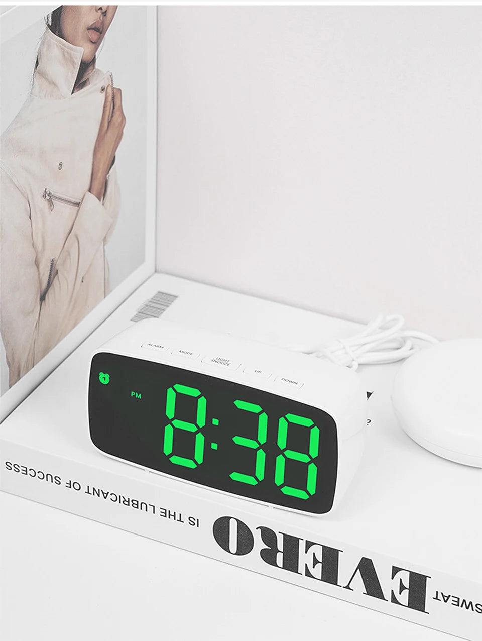 Super Loud Vibrating Alarm Clock LED Table Clock with Brightness Adjustment Desktop Clock for Heavy Sleeper Deaf Hard of Hearing