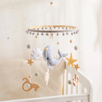 Baby Soft Felt Cartoon Wool Ball Seashell Rattles Hanging Bed Bell Newborn Mobile Crib Wooden Bracket Montessori Education Toys