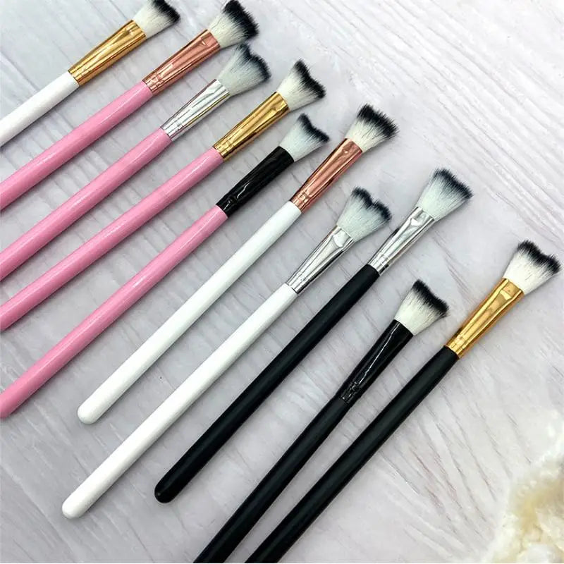1Pc Curved Lash Shampoo Brush - Soft Bristle For Eyelash Extension Cleansing Makeup Removal Bath Swoop Beauty Tool