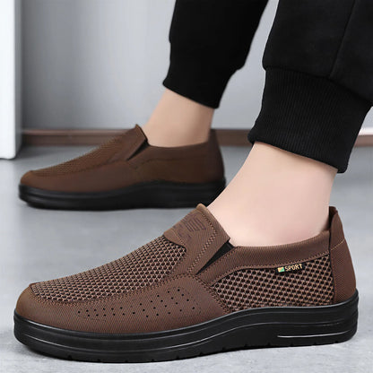 Men Slip On Casual Shoes Mesh Breathable Lightweight Low Cut Cloth Loafers Comfortable Soft Sole Walking Grandpa Shoes Summer
