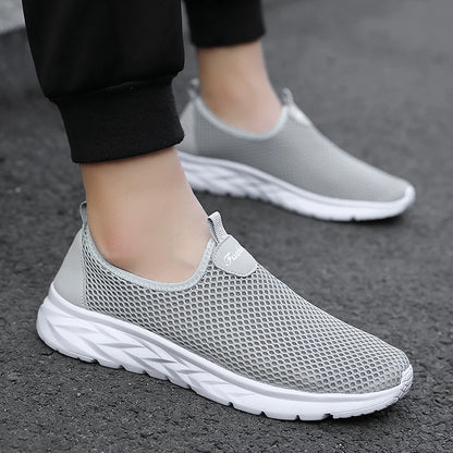 Sneakers Men Summer Casual Shoes Men Mesh Breathable Outdoor Non Slip Sports Shoes Slip on Loafers for Men Pius Size 39-46