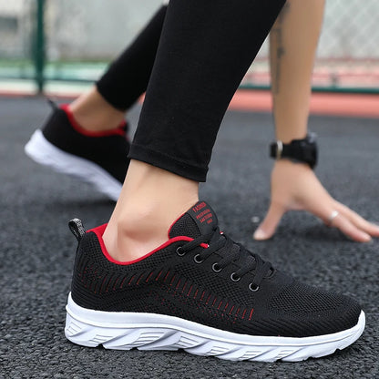 MAEDEF 2024 Running Shoes Men Sneakers Fashion Lightweight Trainers Breathable Walking Shoe Outdoor Comfortable Athletic for Men