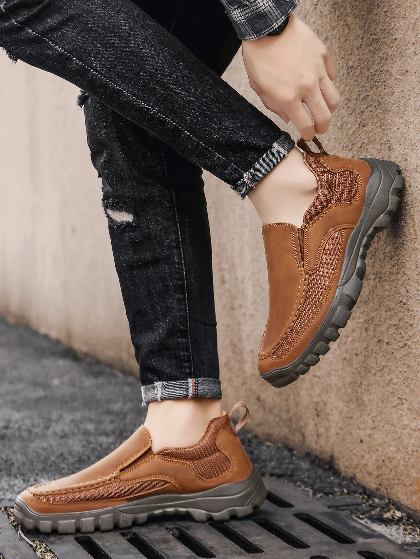 Men's Slip on Loafers Suede Leather Casual Shoes Summer Plus-Size Driving Shoes