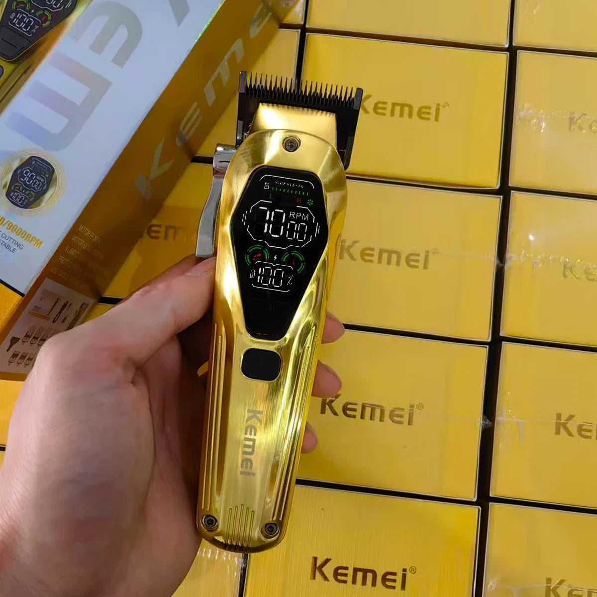 Kemei KM-1698 Men's Hair Clipper 9000RPM 10W High Power Full Metal DLC Blade LED Display Professional Hair Cutting Hair Trimmer