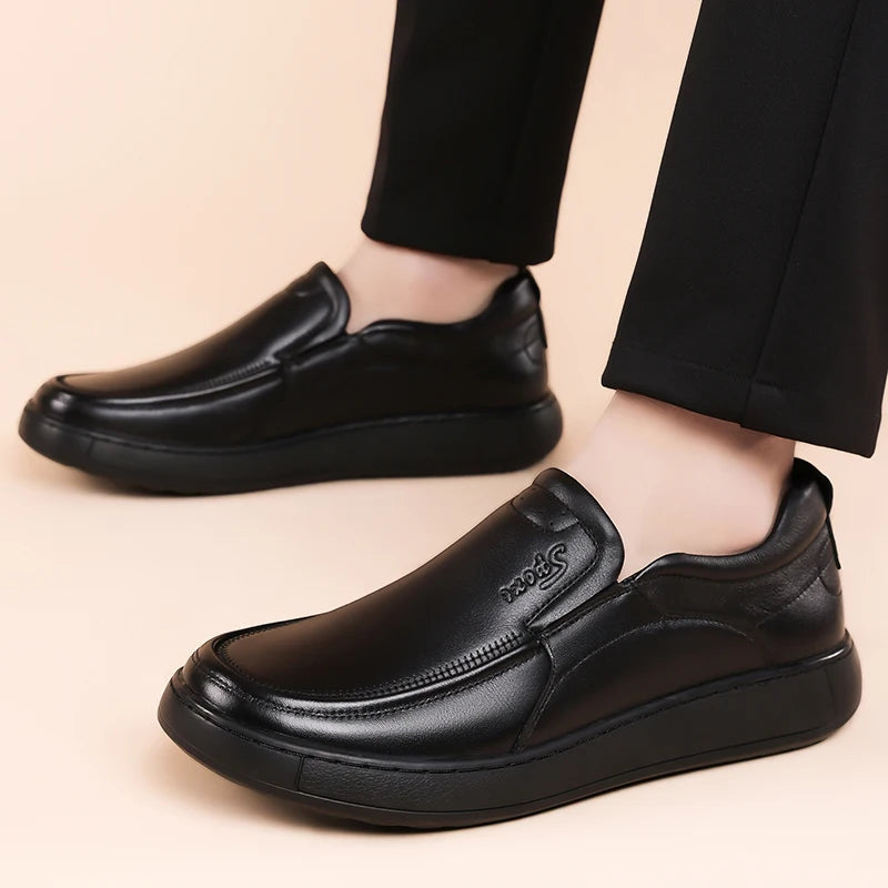 Men's Slip-On Loafers Comfortable Soft Bottom Casual Shoes Outdoor Anti-slip Breathable Slip-off Leather Shoes-HT2625