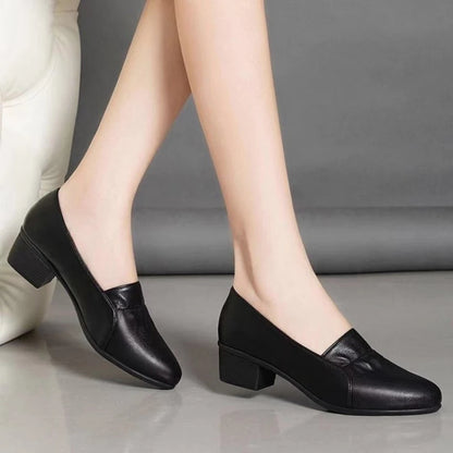 Women's Work Shoes: Lightweight, Breathable Loafers with Block Heels—Soft PU Office Footwear Ideal for Daily Wear and Commuting