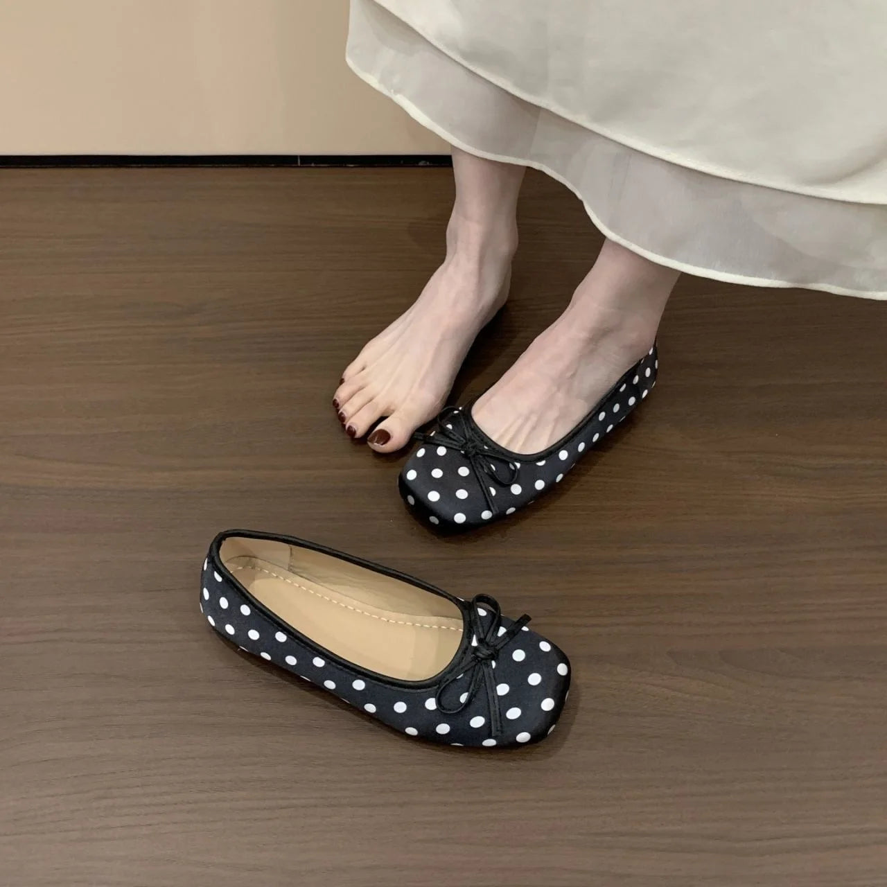 Spring and Autumn Elegant Square Butterfly Sexy Low Heel Mom Shoes Fashionable Best Selling New Comfortable Women's Shoes