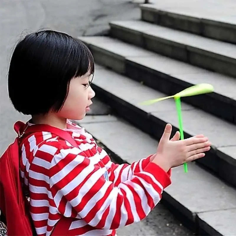 1-20pcs Plastic Bamboo Dragonfly Shape Hand Push Flying Propeller Outdoor Sports Game Kids Toy Gift Rotating Flying Arrow Games