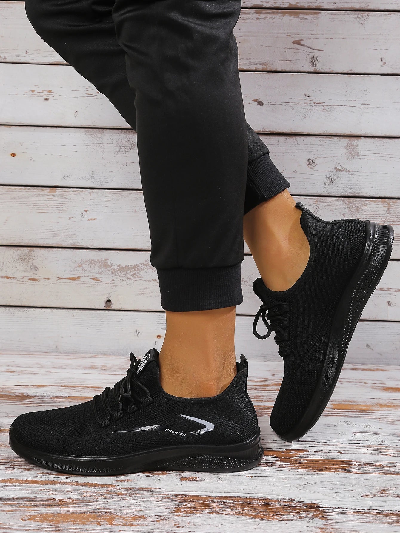 Men Breathable Knitted Running Shoes Anti Slip Trainers Arch Support Shock Absorbing EVA Sole Low Top Lace Up Sports Footwear